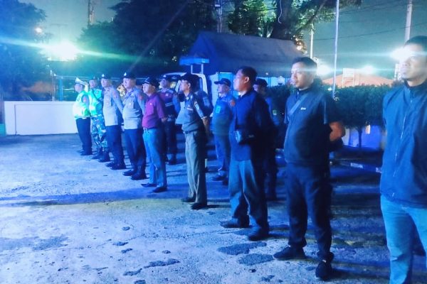 Polsek Cikampek Bersama Tiga Pilar Lainya Gelar Patroli Gabungan Hingga Tengah Malam