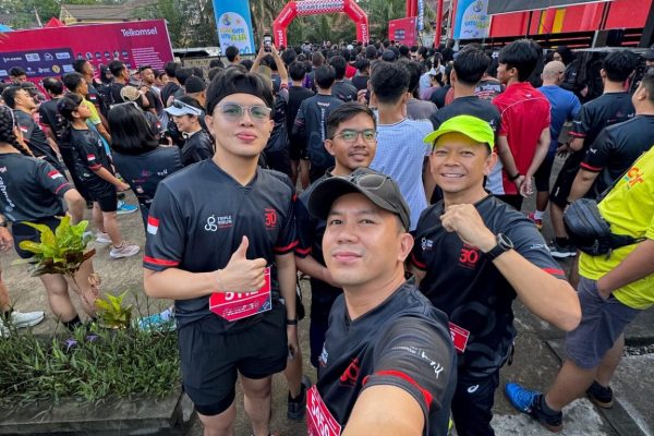 BRI BO Sanggau Ratusan Masyarakat Hadiri Triple On Fun Run Dalam Rangka HUT Telkomsel ke-30