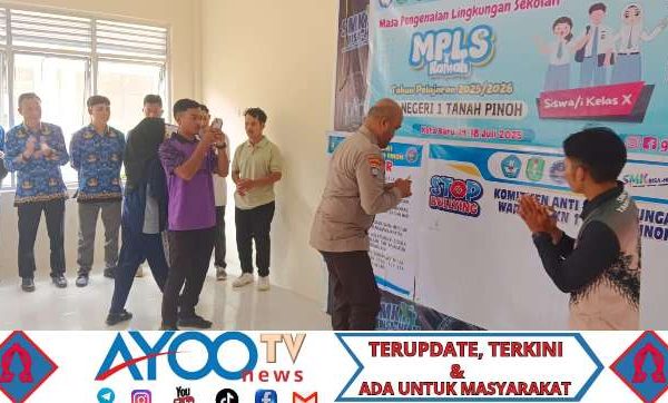 Polsek Kota Baru dan SMKN 1 Tanah Pinoh Menandatangani Komitmen